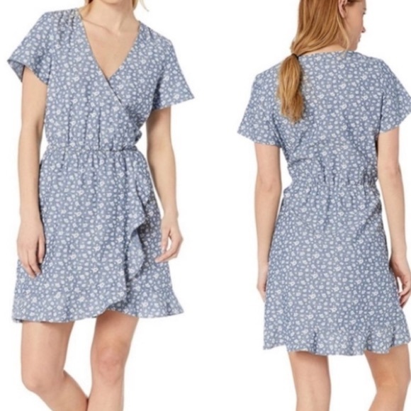 J. Crew Dresses & Skirts - J. Crew Mercantile Blue Floral Cotton Dress